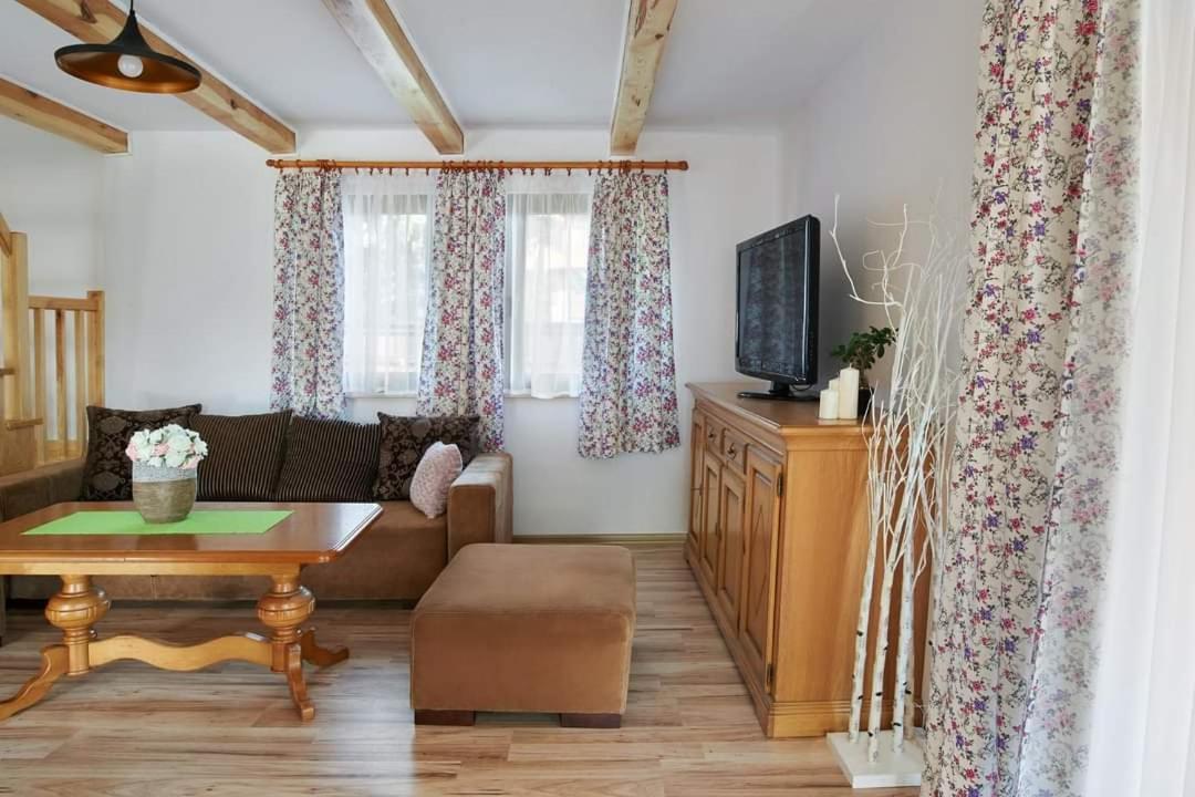 Sosnowy Domek Krasnobród Exteriér fotografie